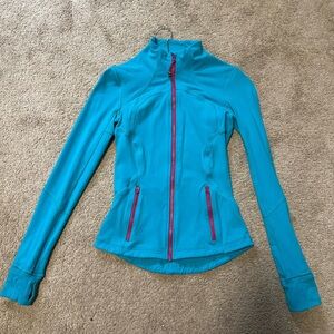 Lululemon Forme Define Jacket II Brushed
Surge Turquoise 4 XS